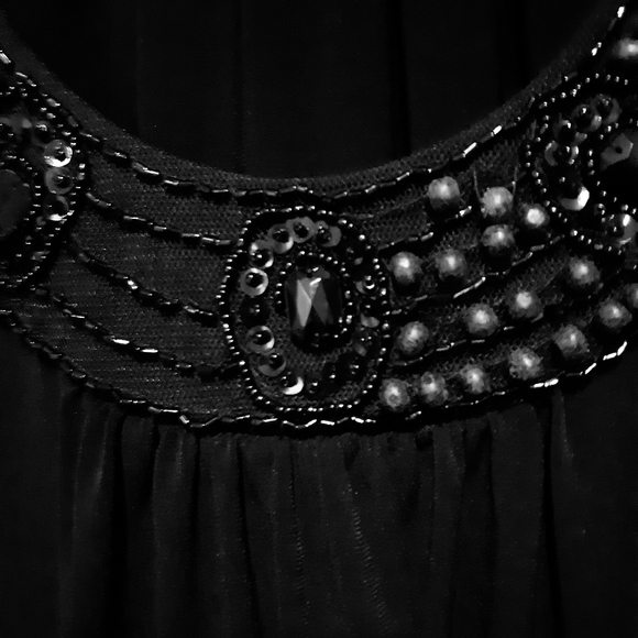 Bleaded Party Blouse - Picture 2 of 3